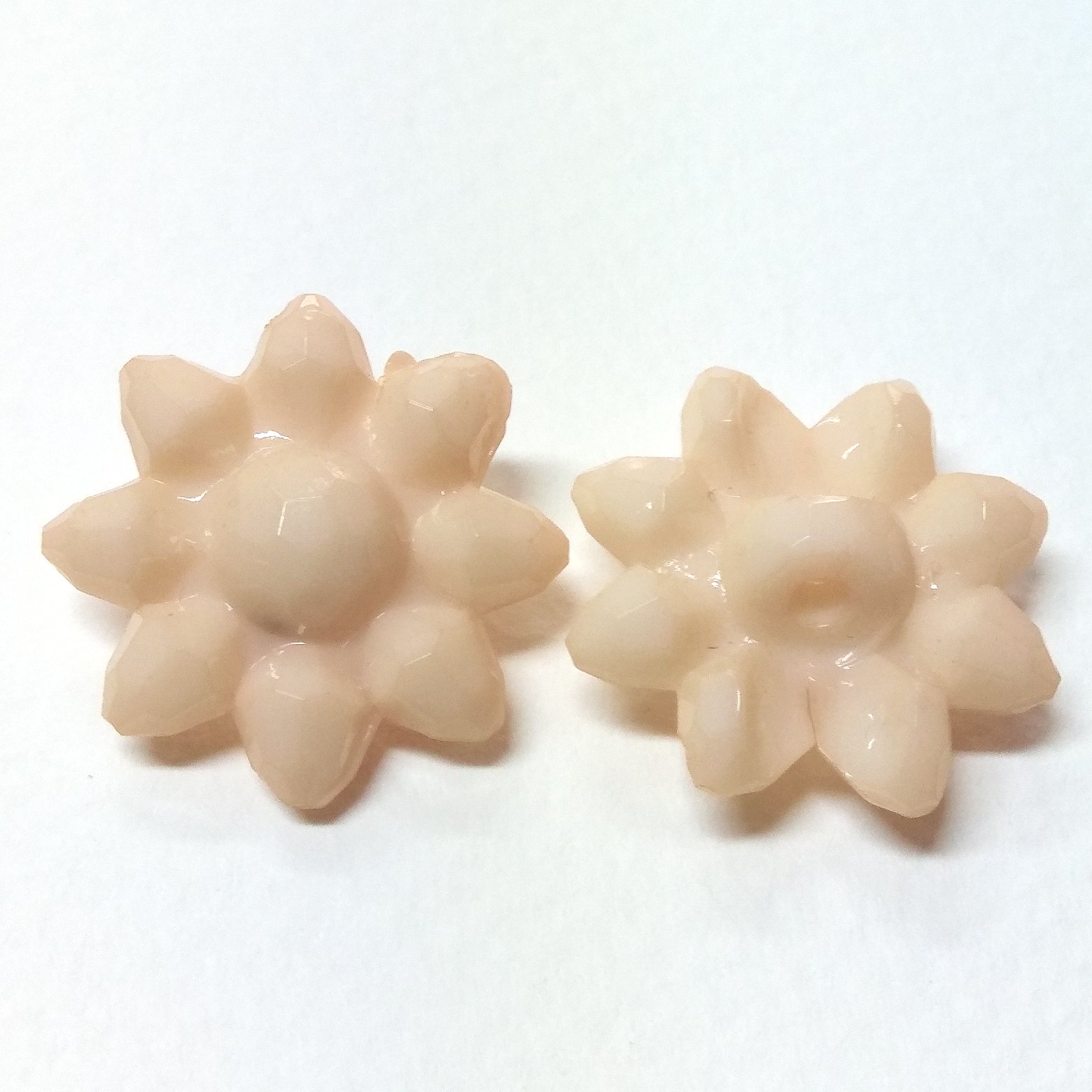 К-че Цвете 34/21,5мм бежаво