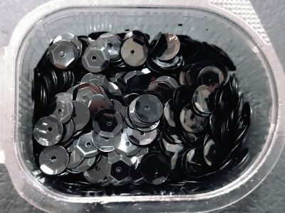 Пайети релефни