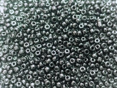 Мъниста 2мм 010