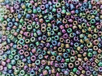 Мъниста 2мм 017