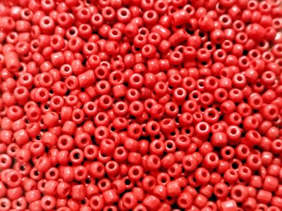 Мъниста 2мм 019