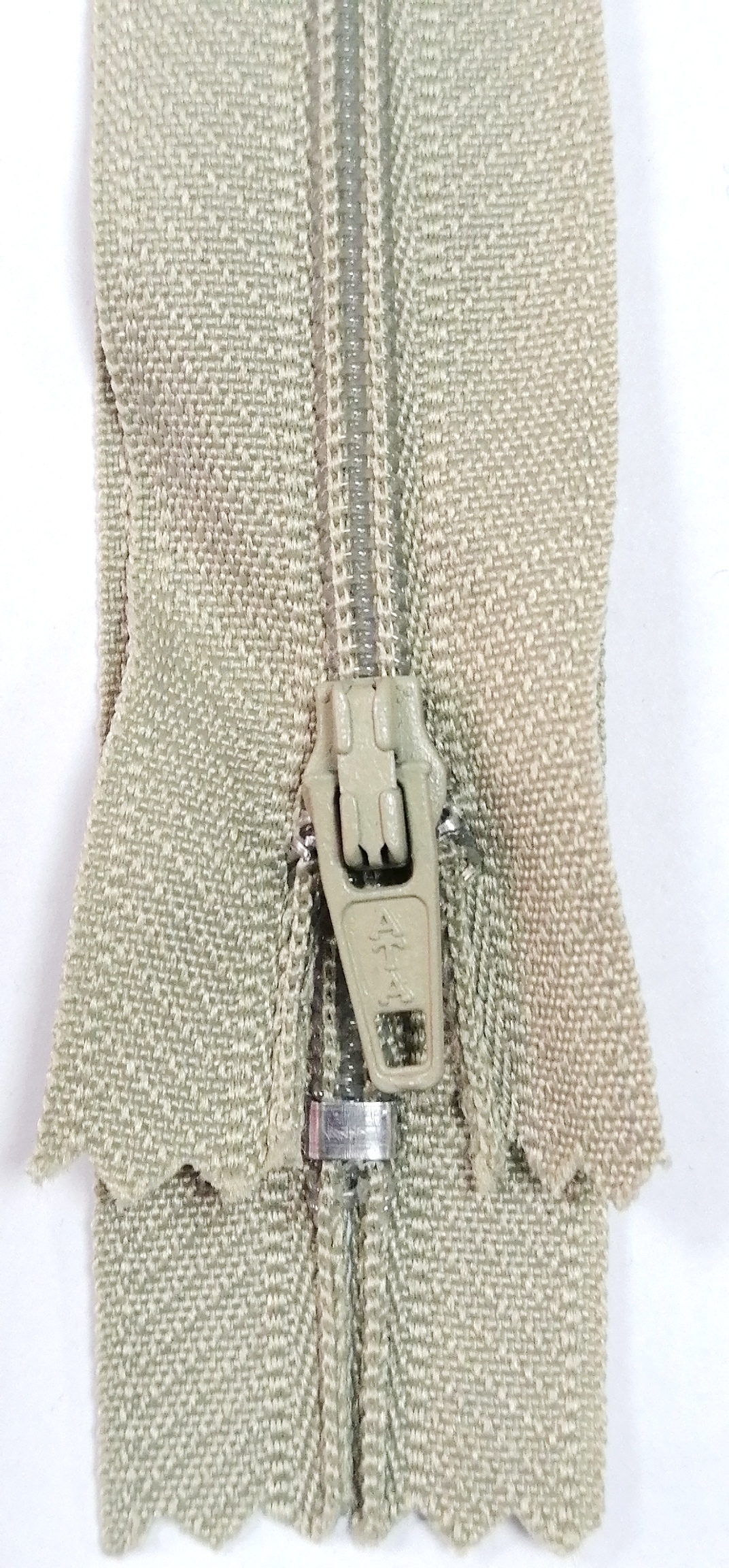 Цип Автомат Т3/18см резеда