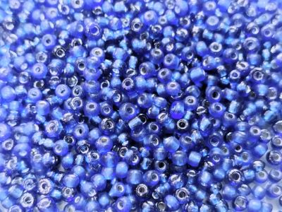 Мъниста 2мм 022