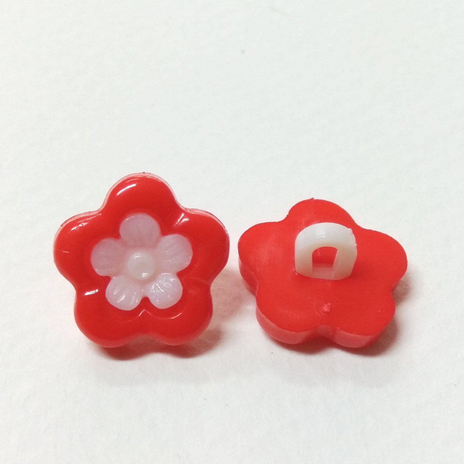 К-че Цвете червено с бяло